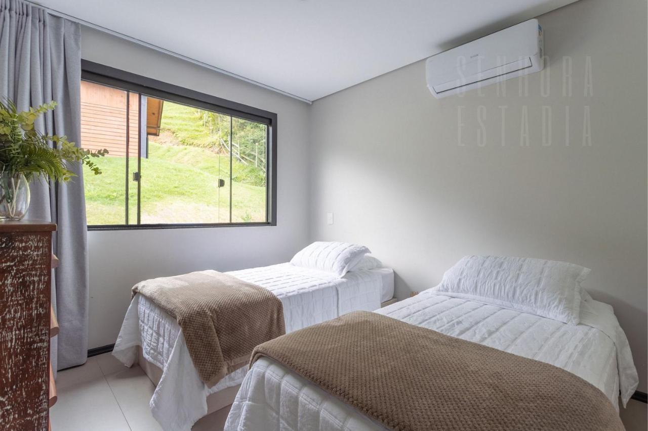 Villas Mornas Espaco De Eventos E Hospedagem Boutique Aguas Mornas エクステリア 写真