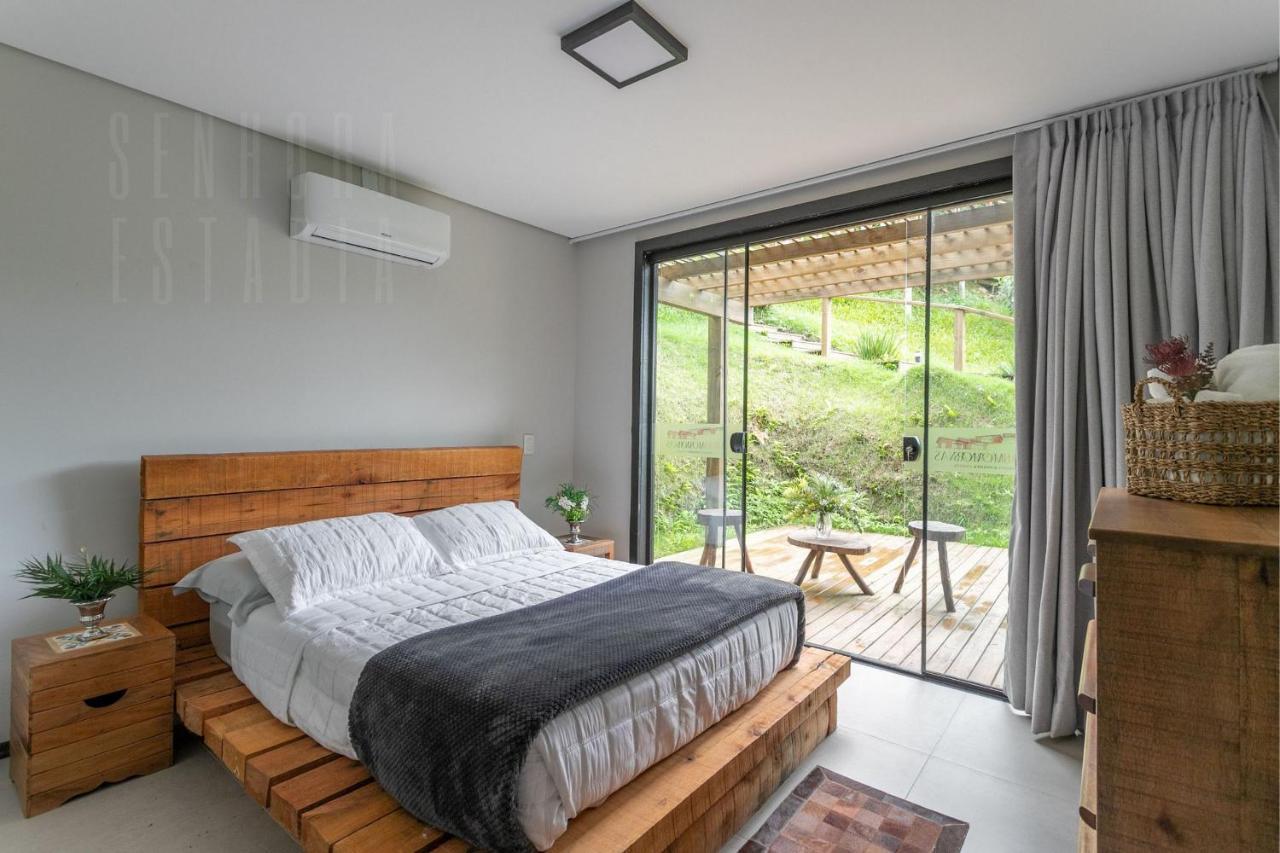 Villas Mornas Espaco De Eventos E Hospedagem Boutique Aguas Mornas エクステリア 写真