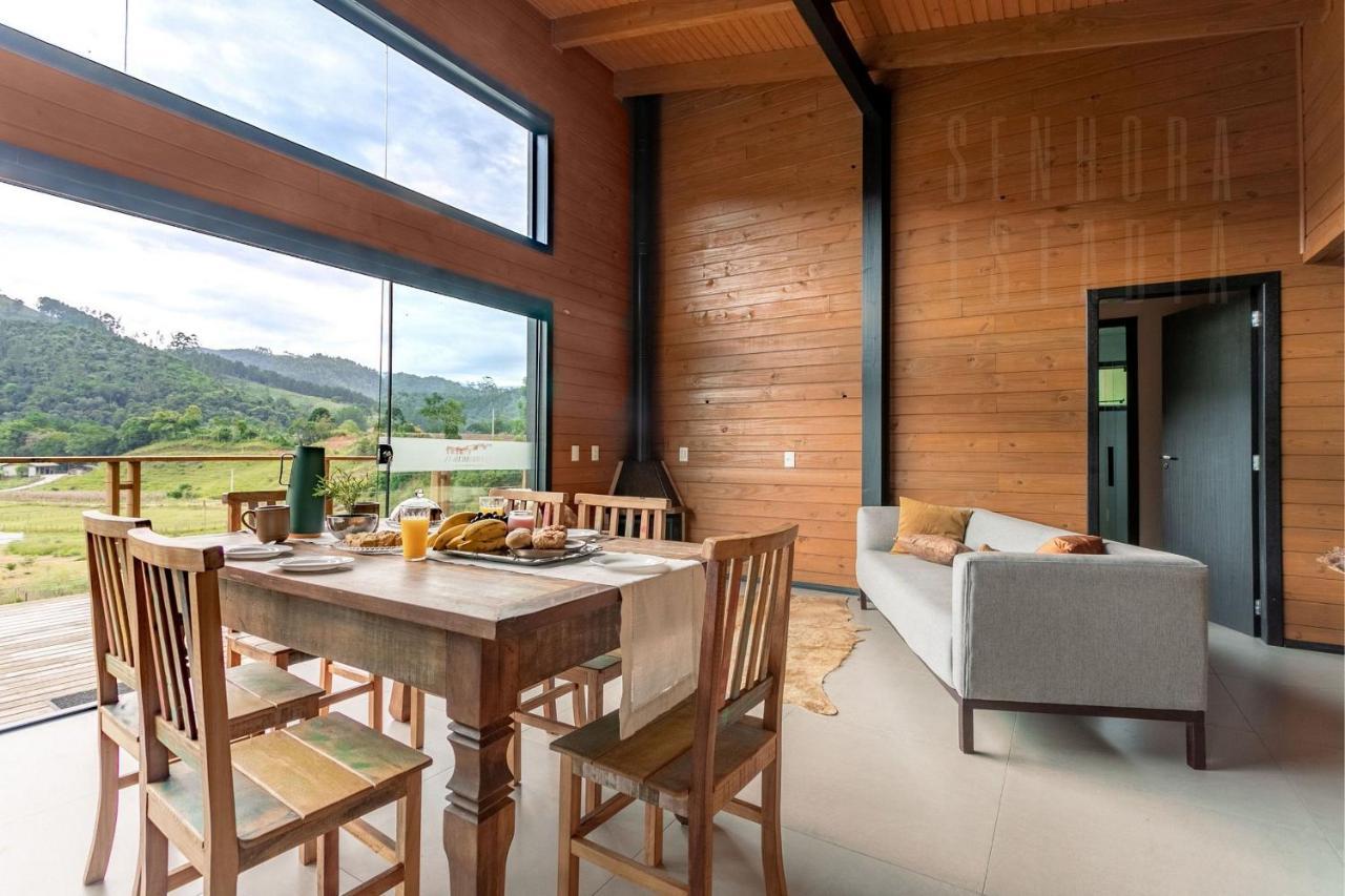 Villas Mornas Espaco De Eventos E Hospedagem Boutique Aguas Mornas エクステリア 写真