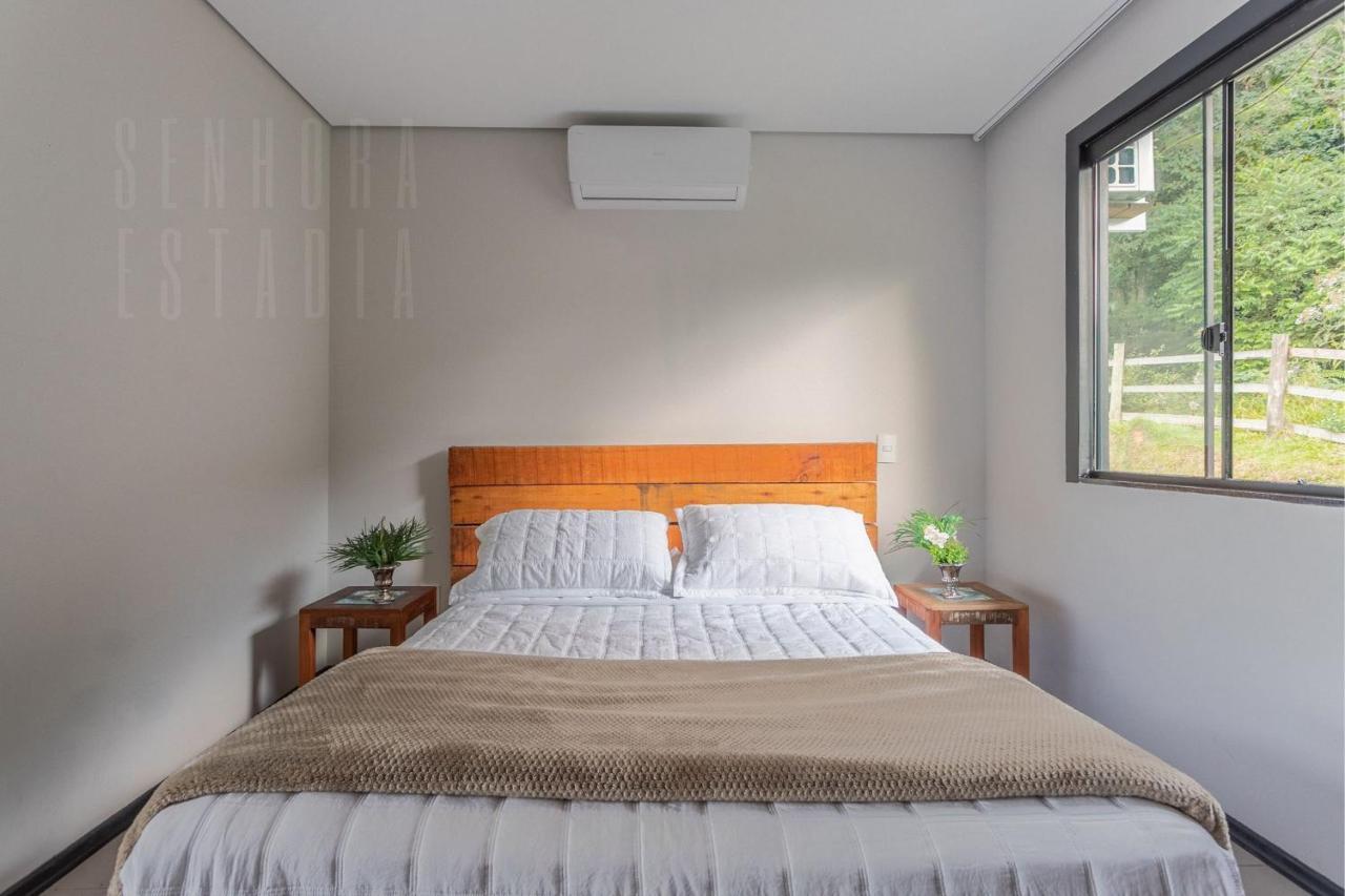 Villas Mornas Espaco De Eventos E Hospedagem Boutique Aguas Mornas エクステリア 写真