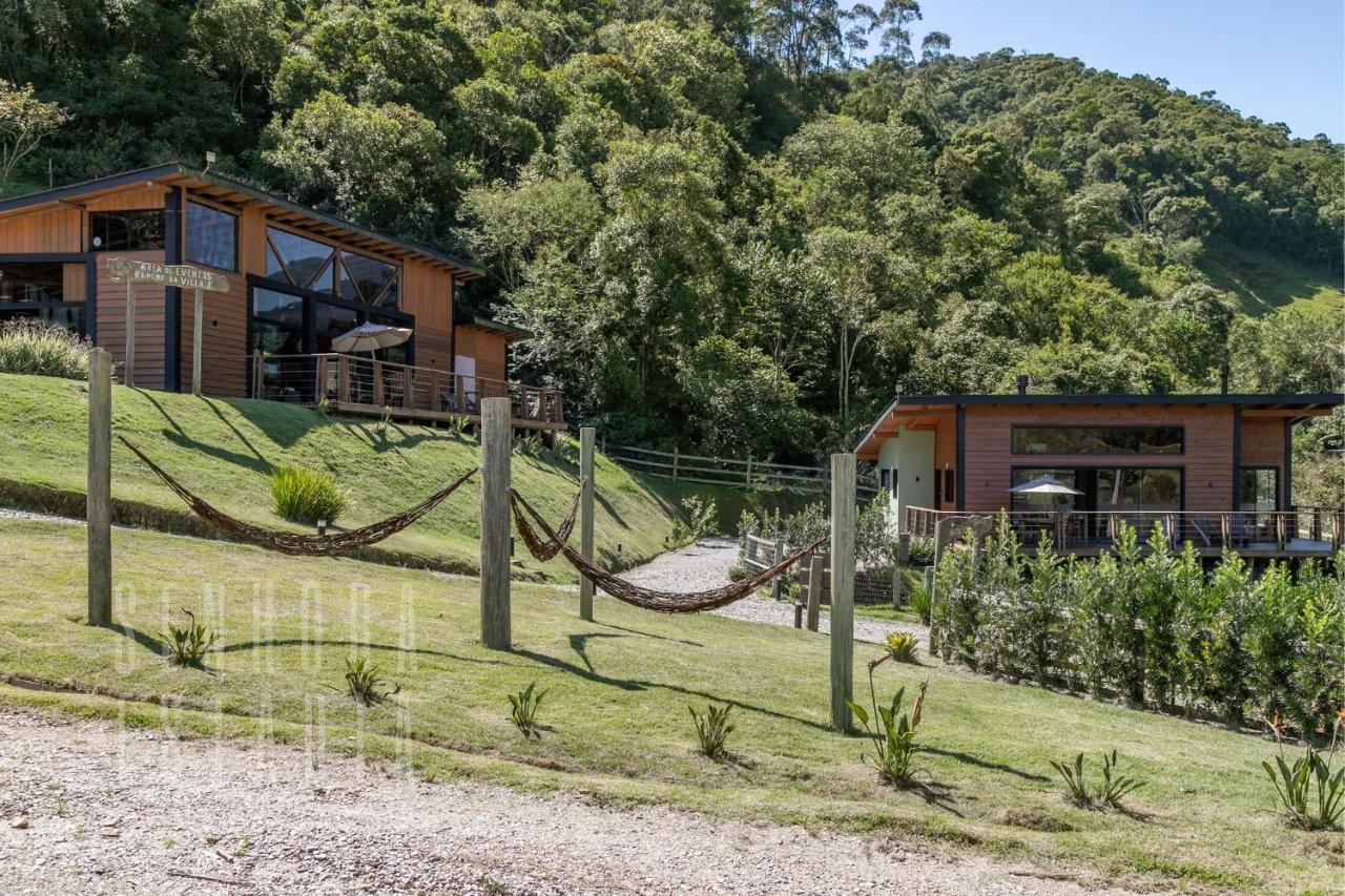 Villas Mornas Espaco De Eventos E Hospedagem Boutique Aguas Mornas エクステリア 写真