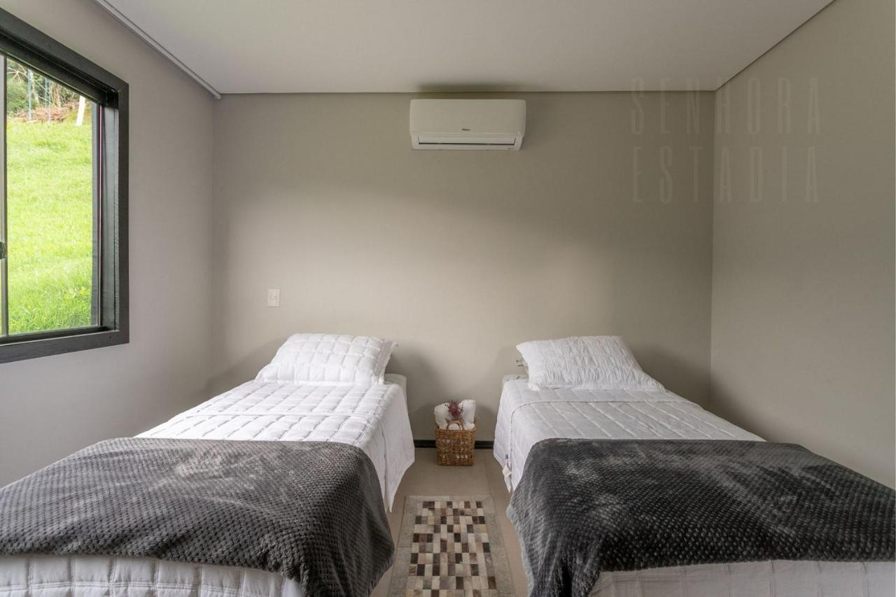Villas Mornas Espaco De Eventos E Hospedagem Boutique Aguas Mornas エクステリア 写真