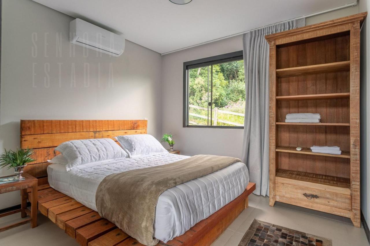 Villas Mornas Espaco De Eventos E Hospedagem Boutique Aguas Mornas エクステリア 写真