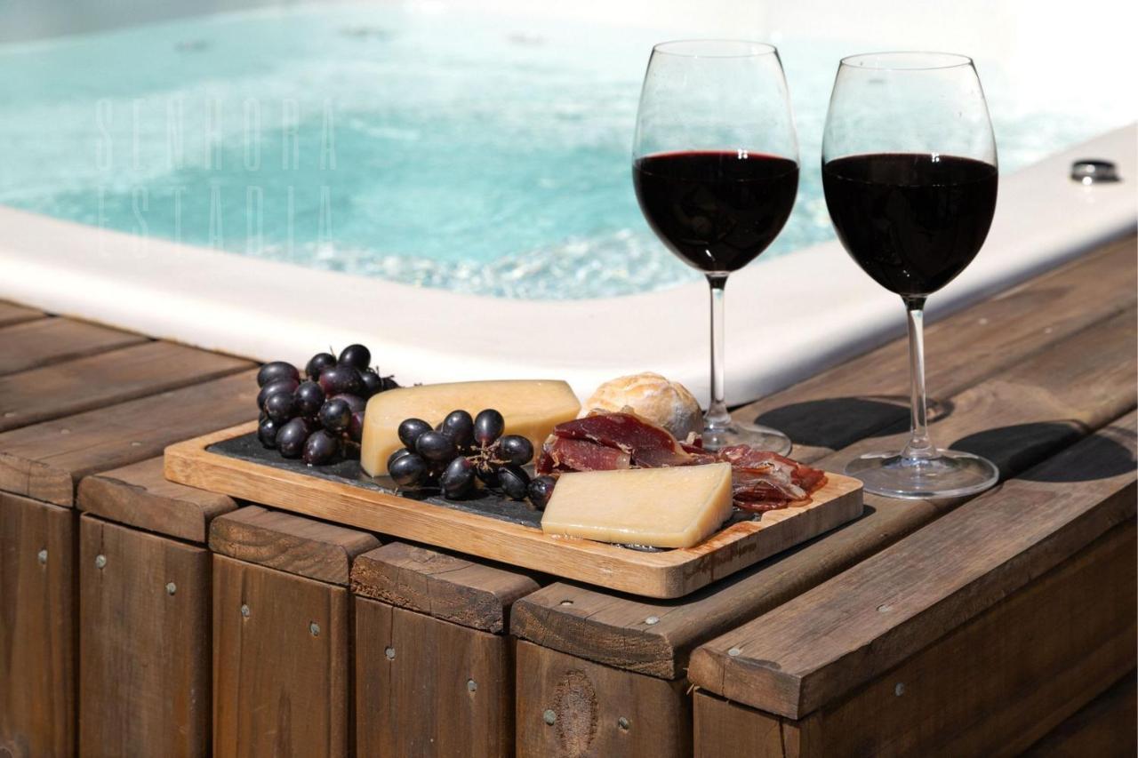 Villas Mornas Espaco De Eventos E Hospedagem Boutique Aguas Mornas エクステリア 写真