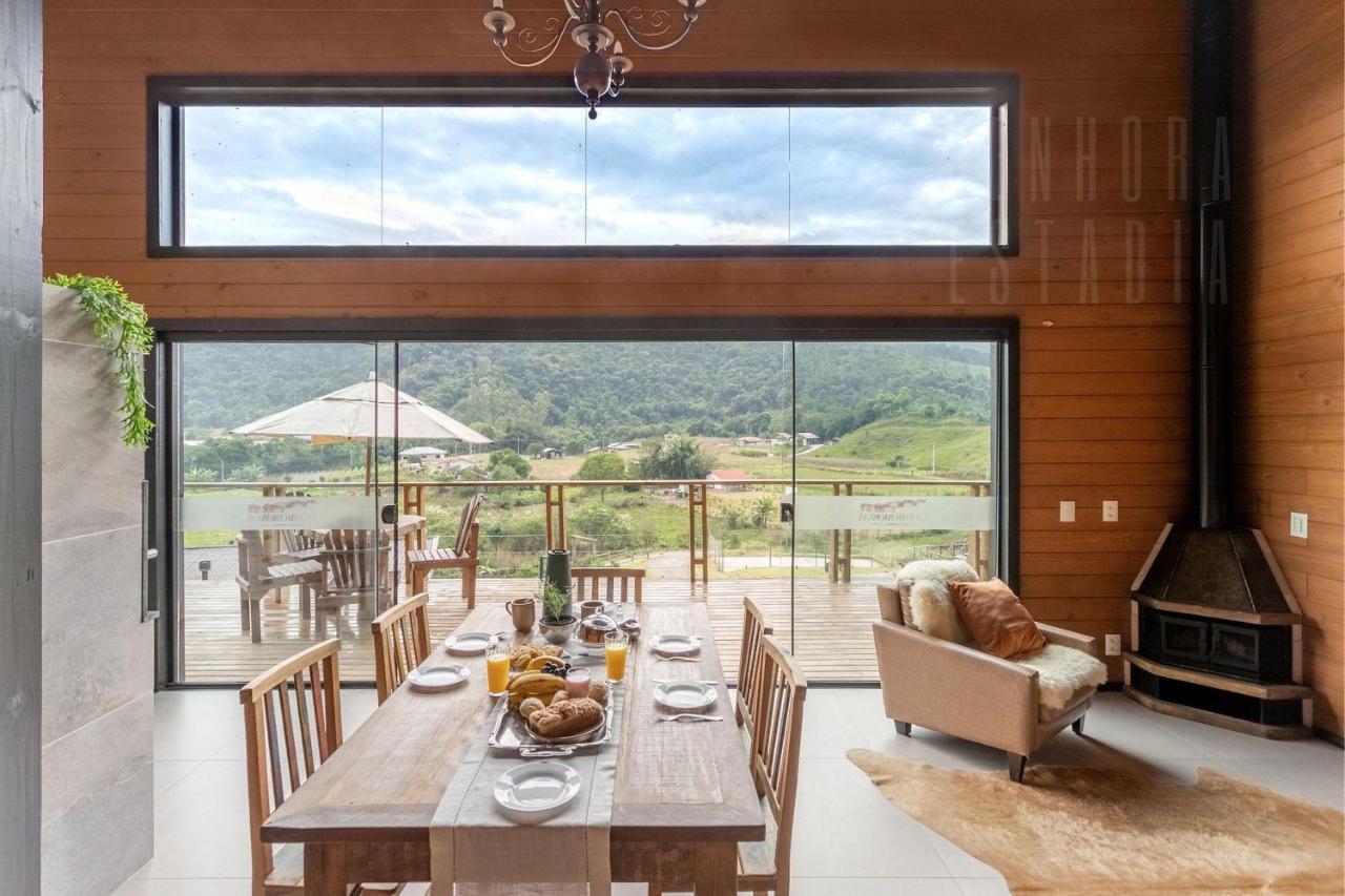 Villas Mornas Espaco De Eventos E Hospedagem Boutique Aguas Mornas エクステリア 写真