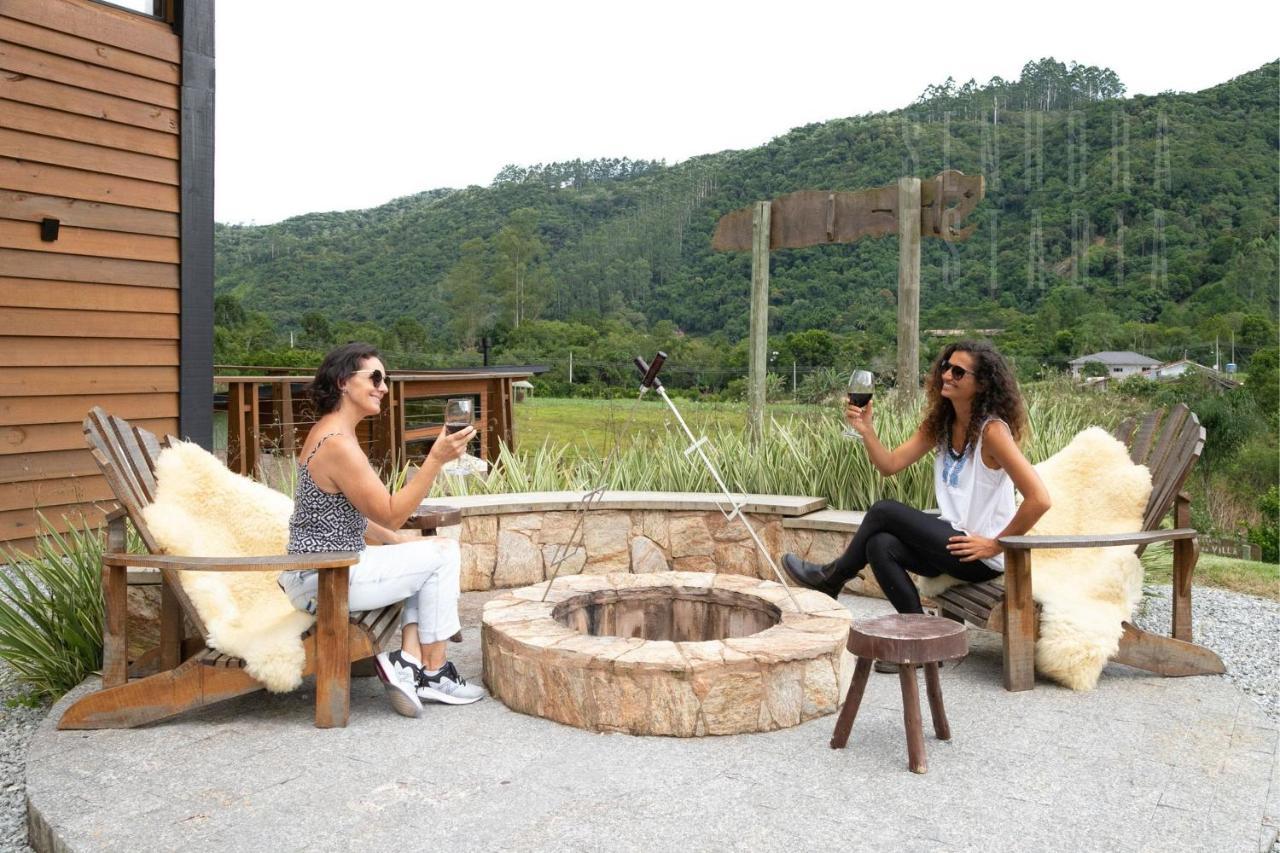 Villas Mornas Espaco De Eventos E Hospedagem Boutique Aguas Mornas エクステリア 写真